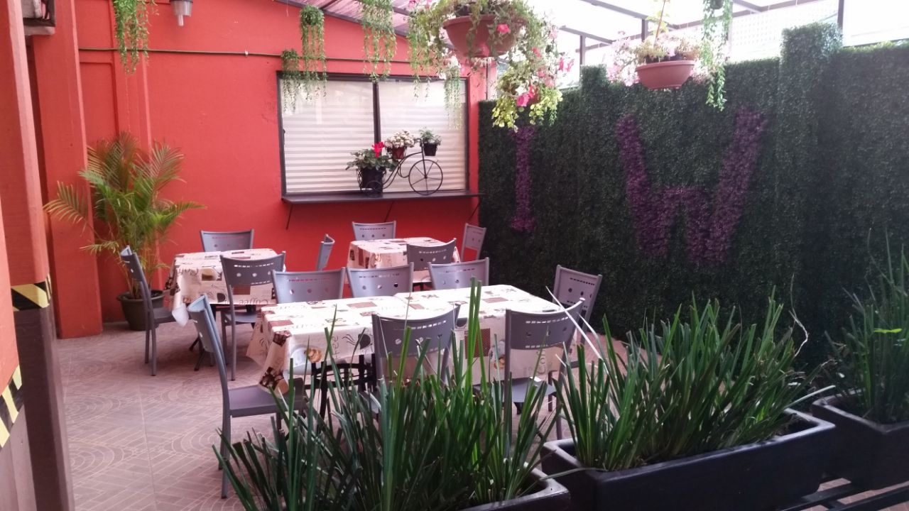 Comedor al aire libre